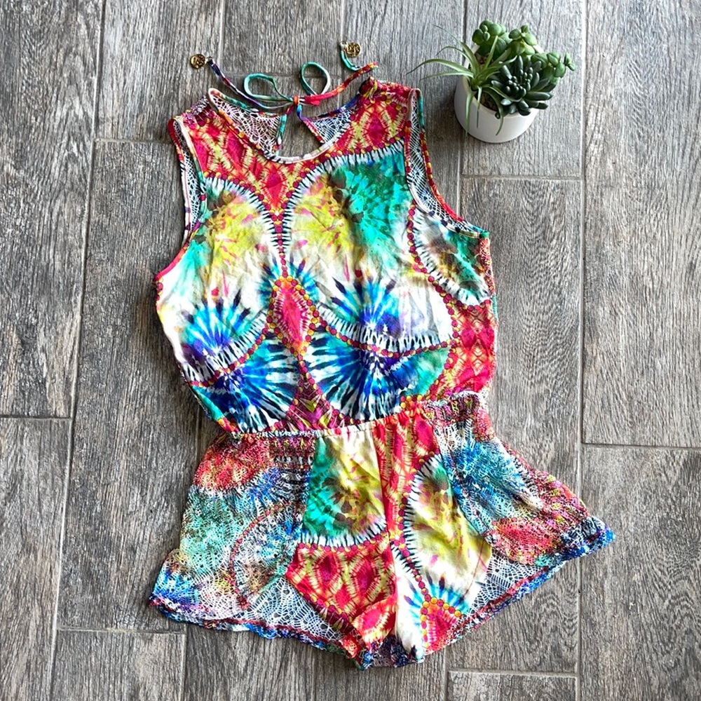 ENCANTADORA - Scalloped Romper